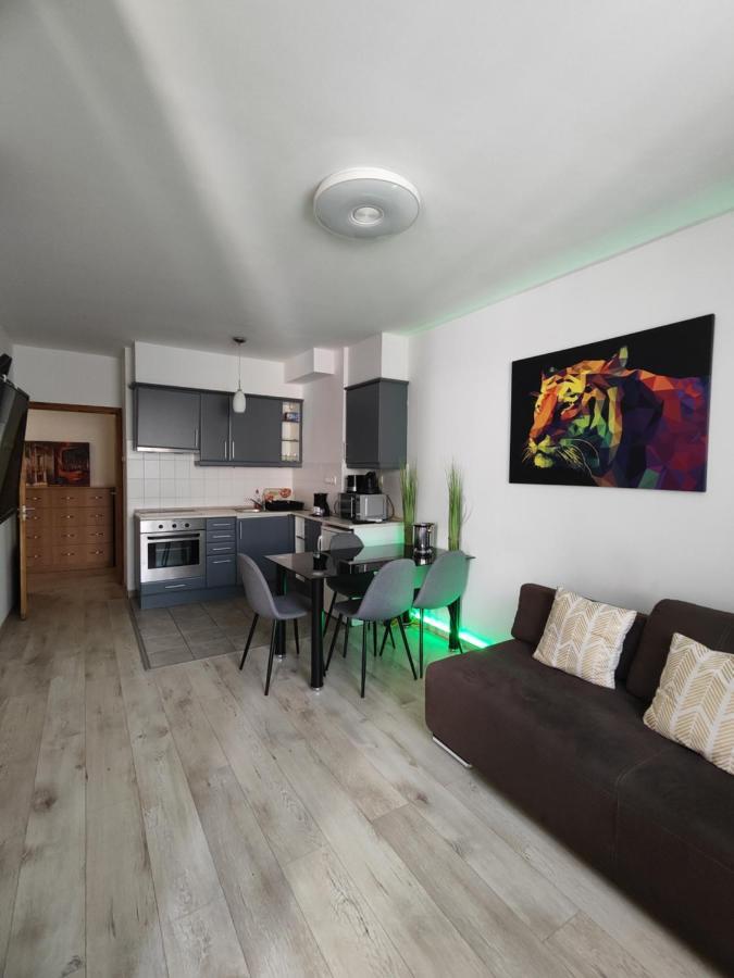 Dolce Vita Zafir Apartman Будапешт Экстерьер фото